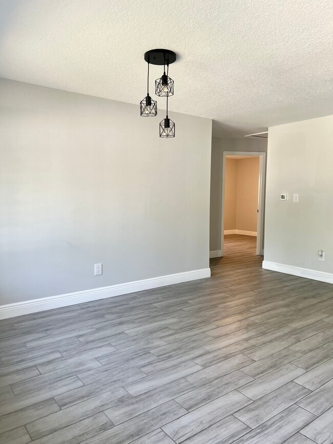 Main Living Area - 4203 E Yukon St