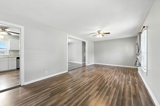 Building Photo - Spacious 3 bedroom home with finished base...