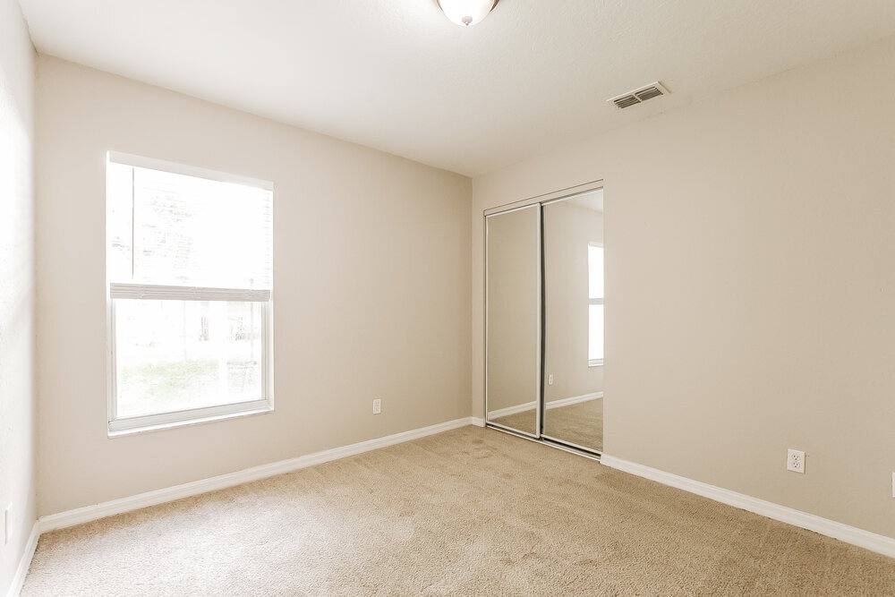 Building Photo - 35221 W Griffin Dr