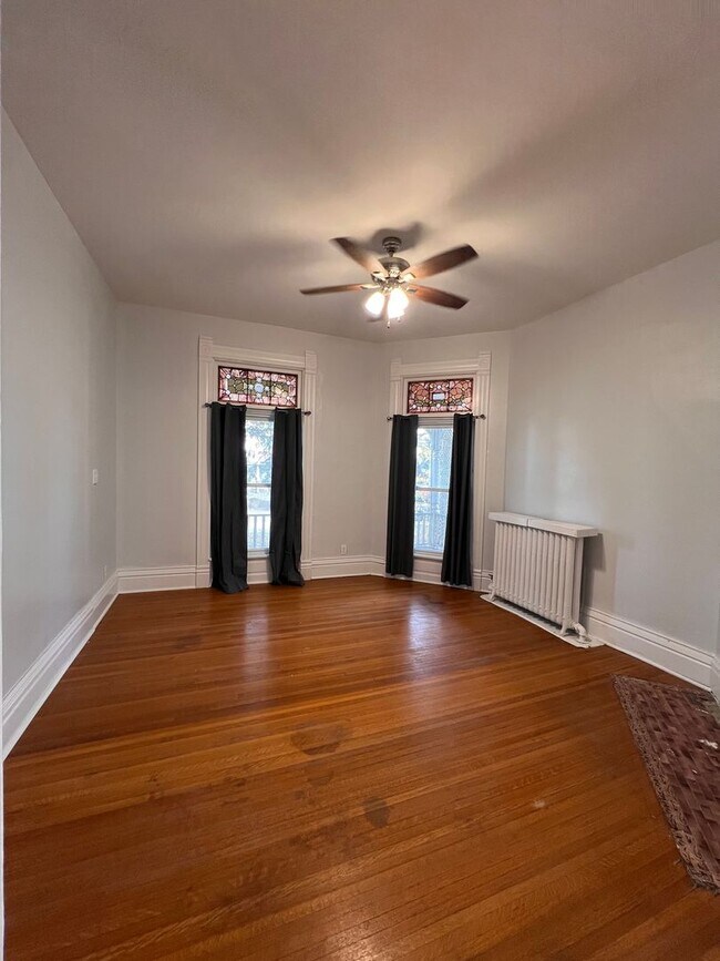 Building Photo - 1718 Farnam St