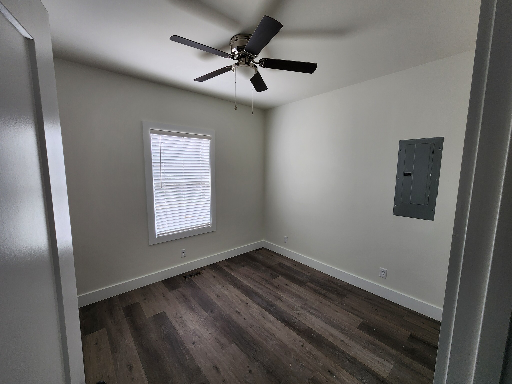 bedroom 2 - 710 Miriah Dr