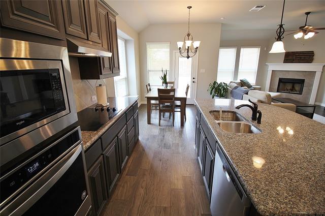 Building Photo - 212 Wolf Creek Dr