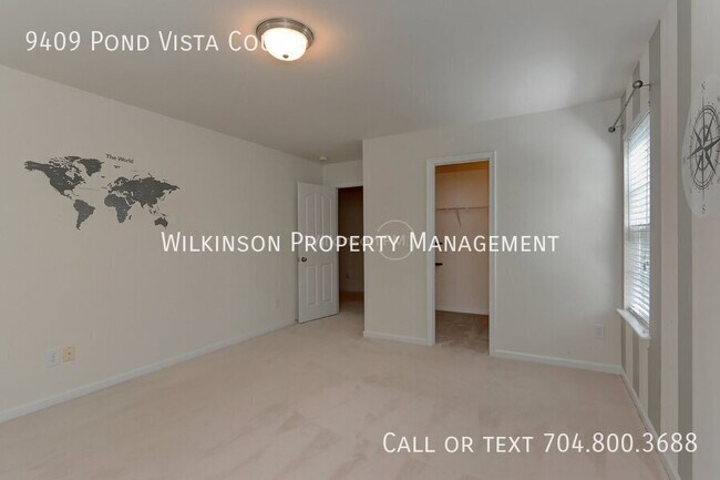 Building Photo - 9409 Pond Vista Court