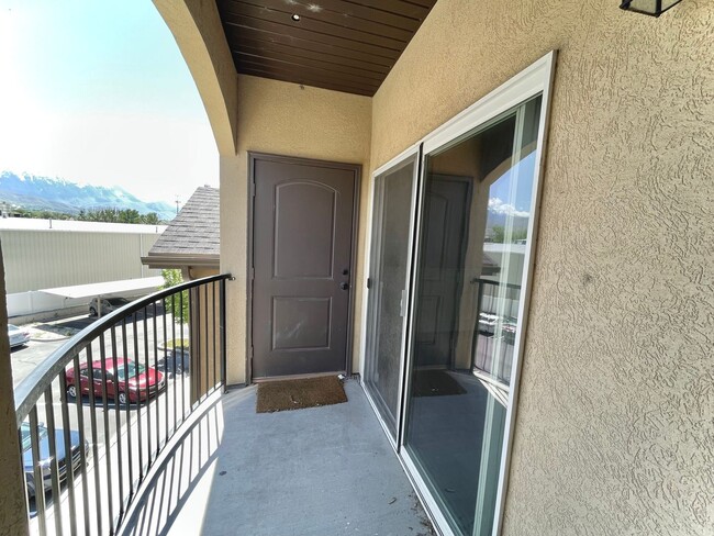 Building Photo - Pleasant Grove Condo Available Now!