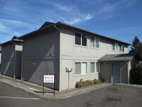 Building Photo - Cozy One Bedroom Apartment in the Heart of South Salem