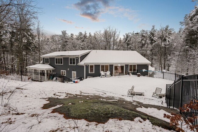 Building Photo - Keystone