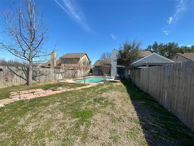 Building Photo - 2313 Roanoke Cir