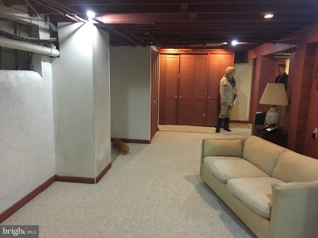 Building Photo - 9119 Buckner Rd