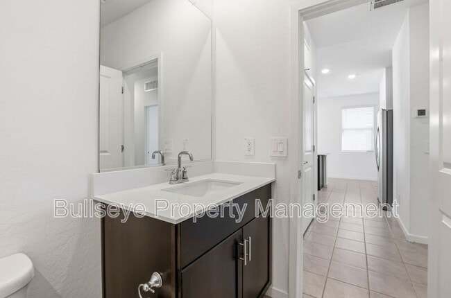 Building Photo - 3136 Hayden Rose Ave