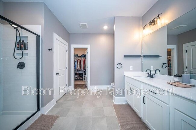 Building Photo - 5008 Cedar Brush Ct