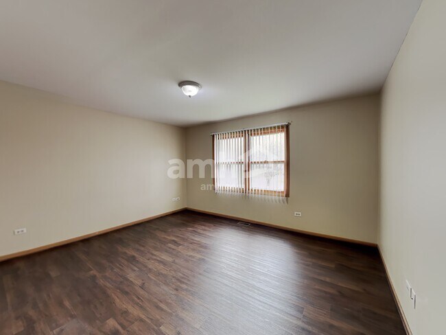 Building Photo - 370 Brink Drive