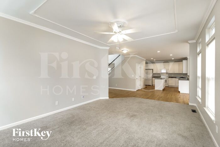 Building Photo - 4221 Silver Streak Dr