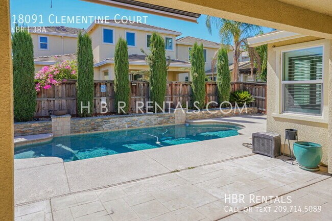 Building Photo - 18091 Clementine Ct