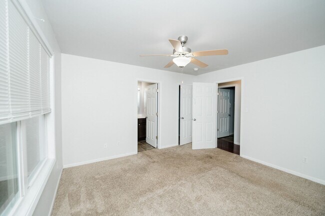 Building Photo - 397 Plymouth Rd