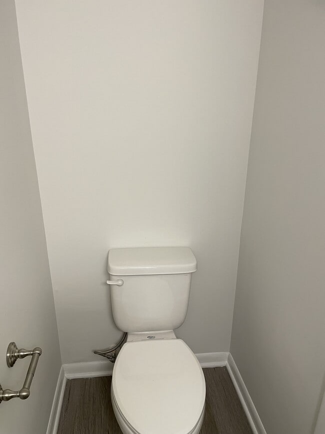 Building Photo - 145 Harvest Dr