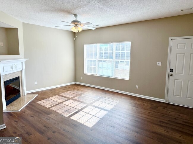 Building Photo - 8330 Oakley Cir