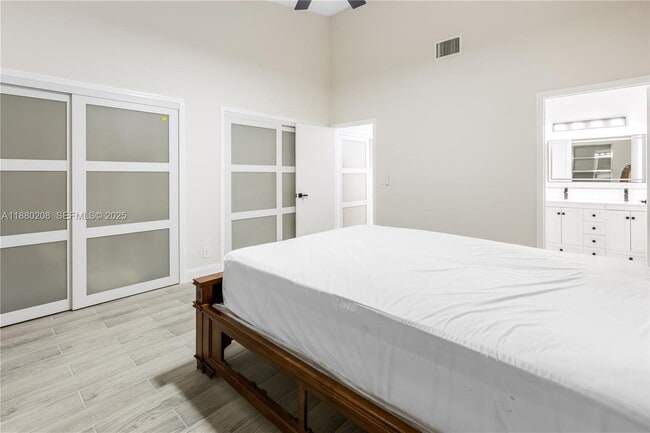 Building Photo - 5284 Tiffany Anne Cir