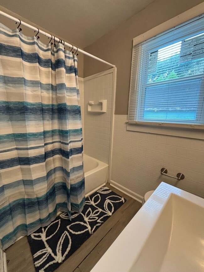 Building Photo - COMING SOON! 3 Bed House!!! Wooden floors!