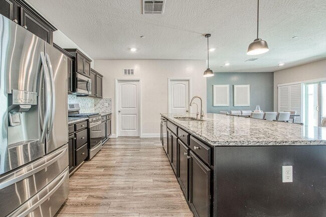 Building Photo - Newly Built 3/2 Lennar In Rivertsone