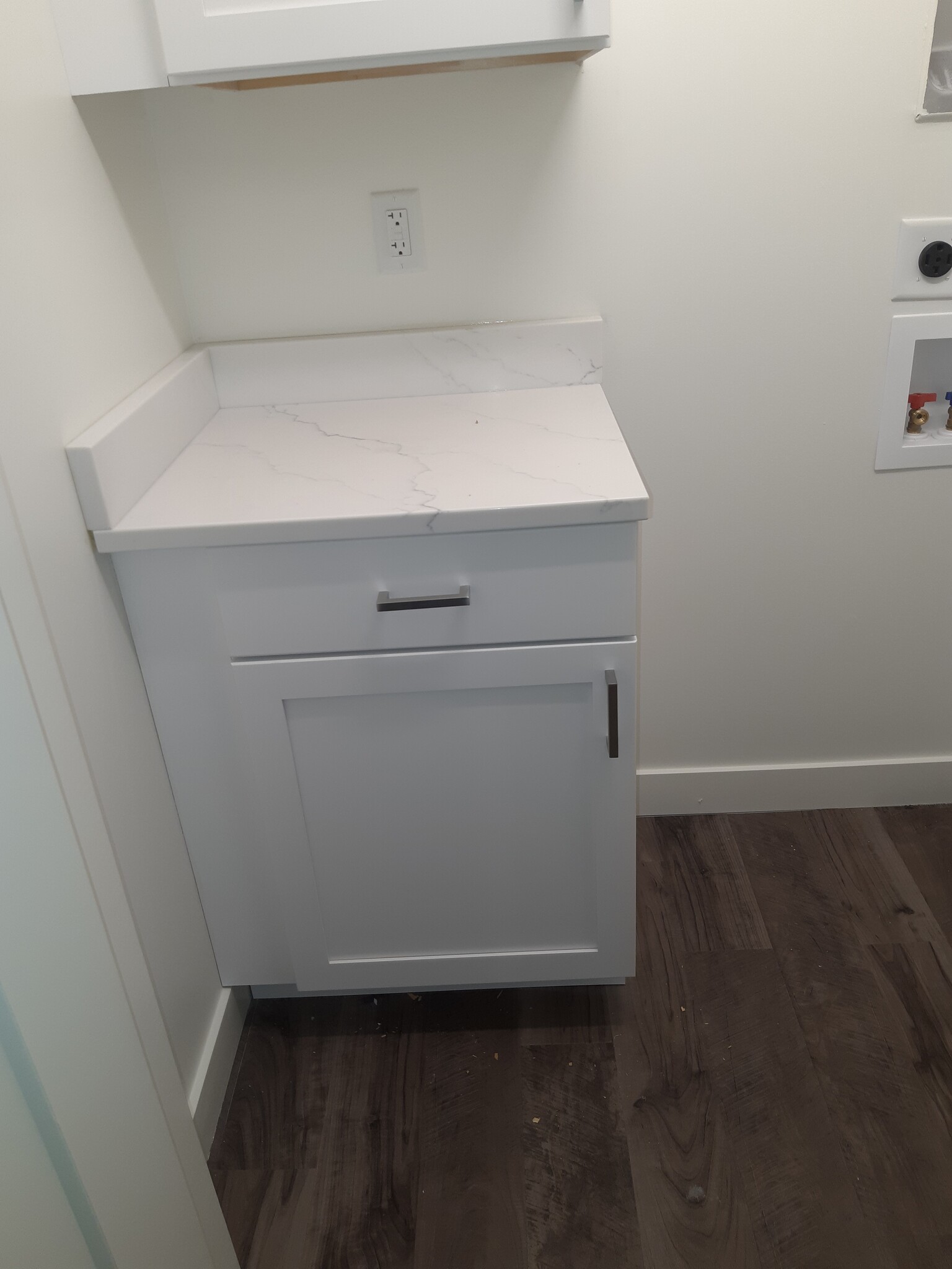 laundry room - 842 7th St