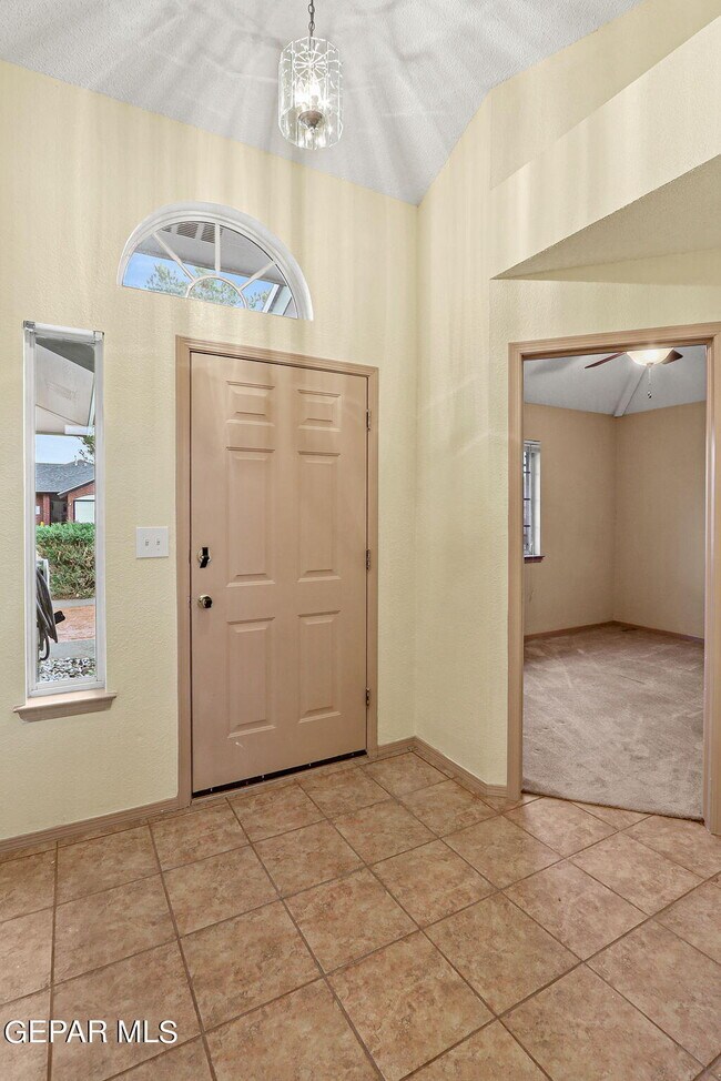 Building Photo - 11895 David Forti Dr
