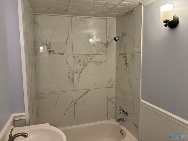 Building Photo - 14286 Williams Rd