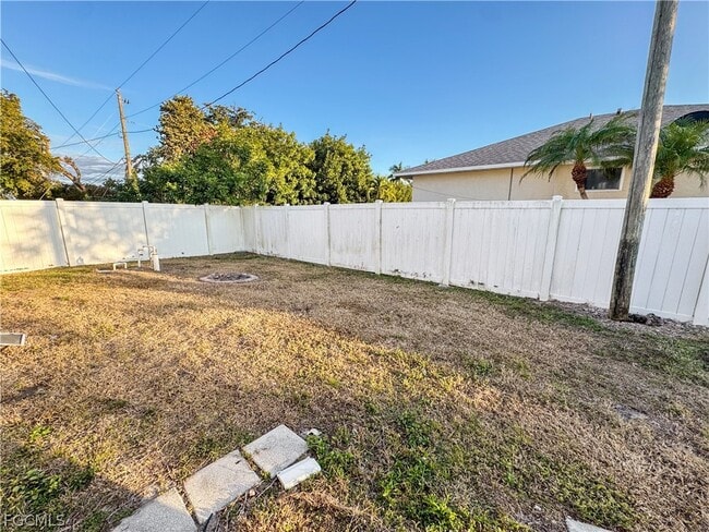 Building Photo - 326 SW 29th St