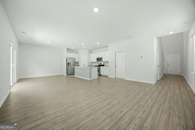Building Photo - 111 Horned Owl Ave