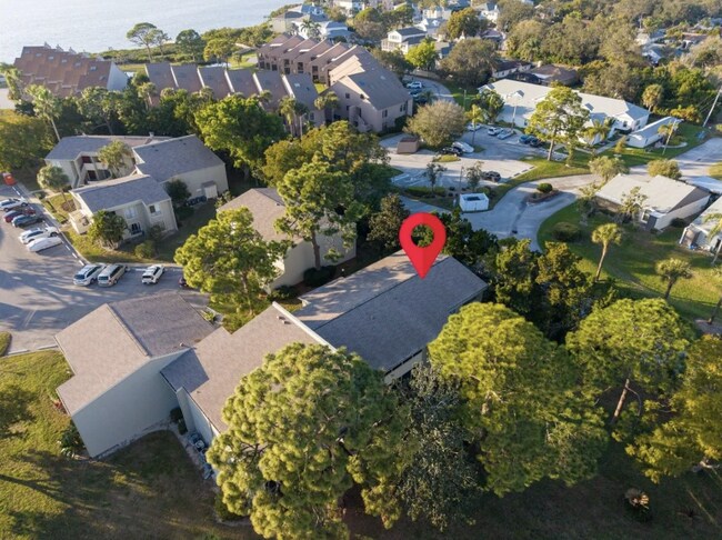 Building Photo - 616 Windrush Bay Dr