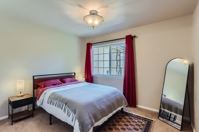 Building Photo - 5236 Malta St