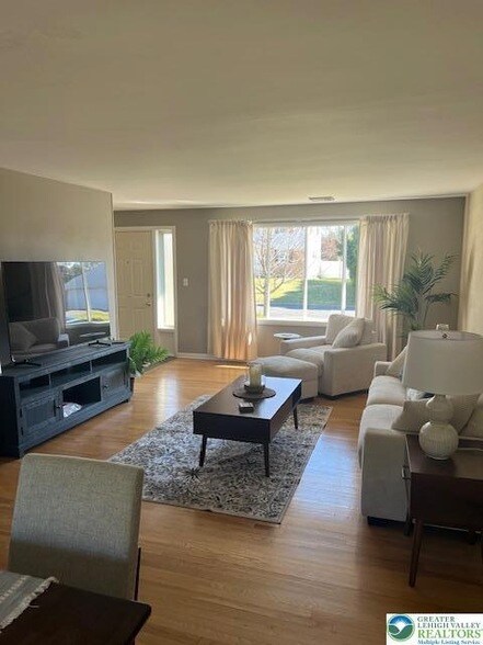 Building Photo - 2621 Colorado St