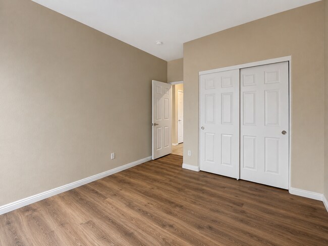 Building Photo - Anthem Gem with 3-Car Garage & Spacious Backyard