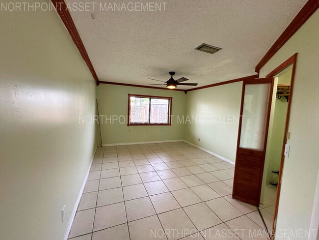 Building Photo - Charming 2BR 2BA Home w/  Full Appliance Suite • Fenced Yard • Driveway Parking in Miramar