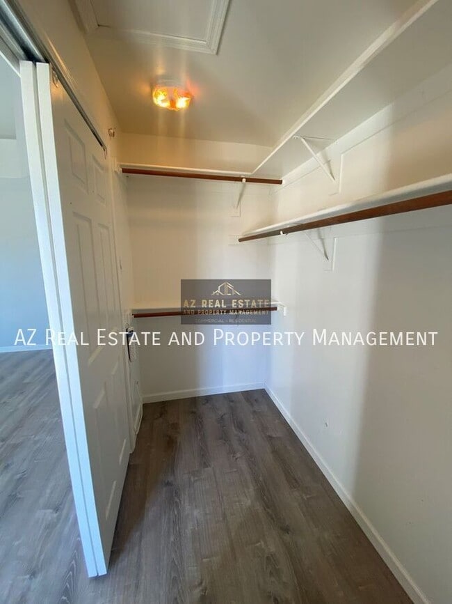 Building Photo - 7465 W Denaro Dr
