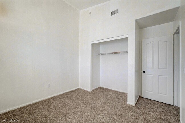 Building Photo - 4040 Castle Cove Dr