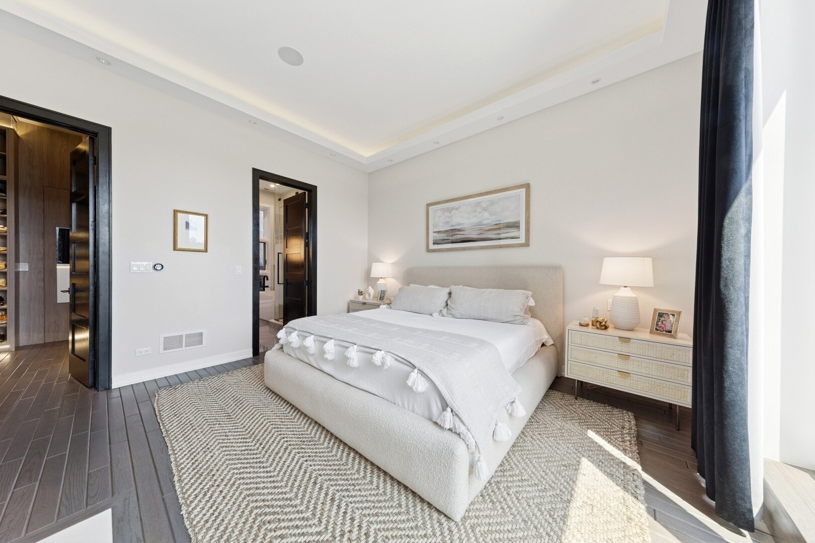 Building Photo - 2756 N Magnolia Ave