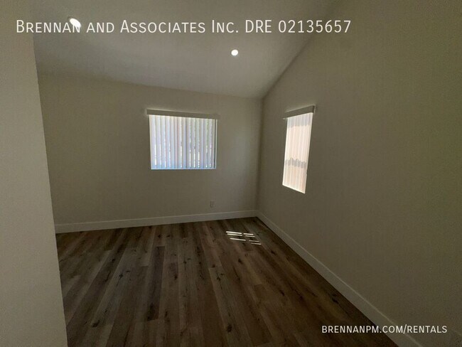 Building Photo - 1130 Sumner Ave