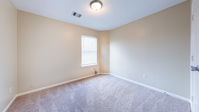 Building Photo - 20831 Bonham Park Ln