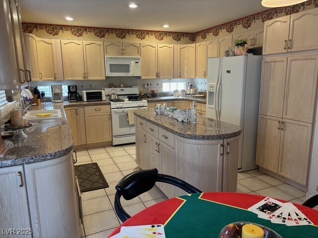 Building Photo - 4663 Hamburg St