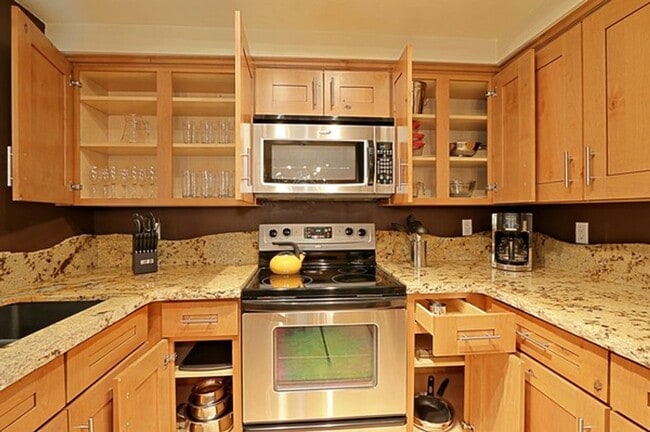 Building Photo - Furnished North Scottsdale Condo off the 101 loop!!
