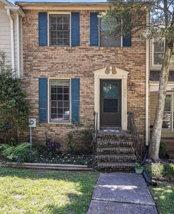 Building Photo - 1629 Ashwood Ln