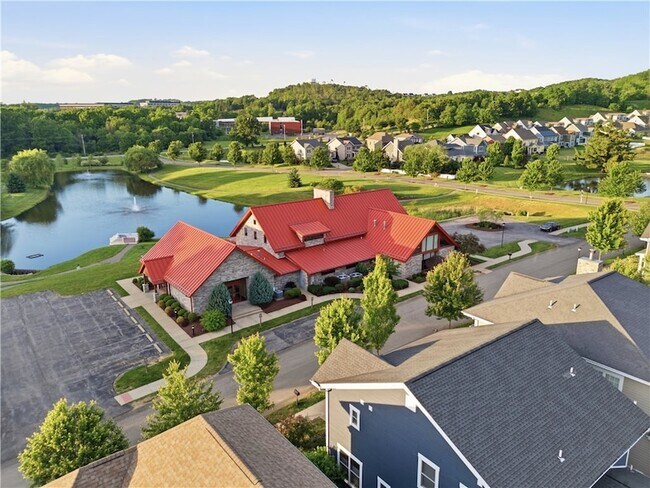 Building Photo - 335 Osona Ln