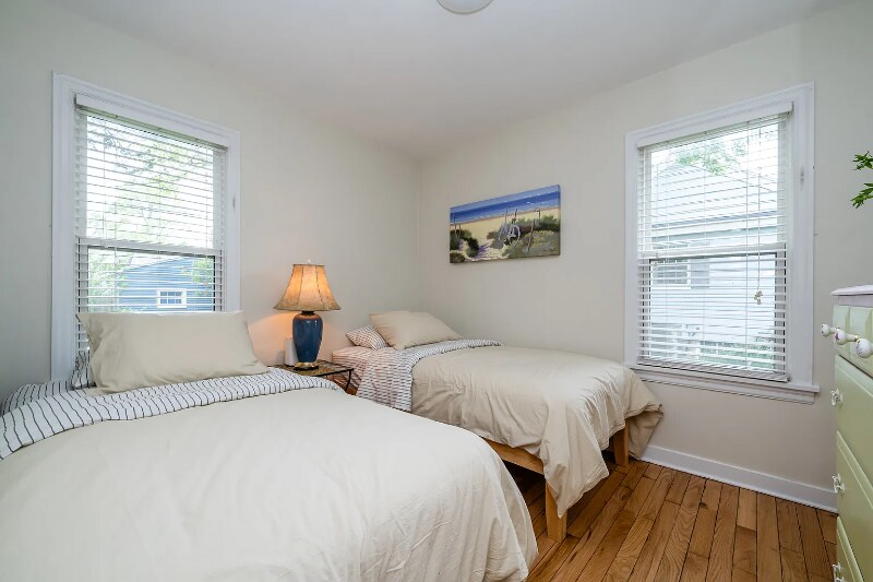 Building Photo - 2506 Morton Ave