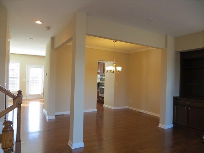 Building Photo - 3393 Twinrose Pl