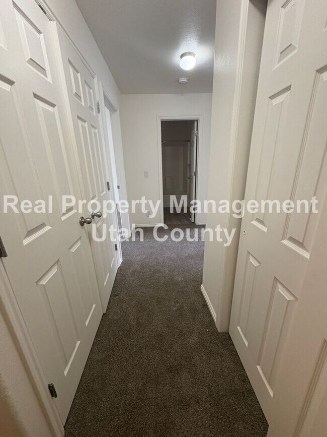 Building Photo - 2889 N Bridalwood Loop