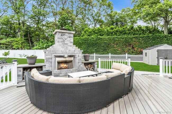 Building Photo - 21 Buttonwood Dr