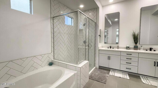 Building Photo - 8543 W Palo Verde Dr