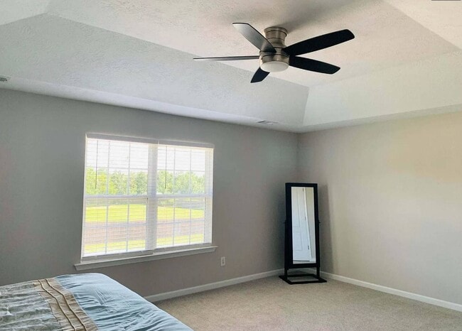 Building Photo - 1424 Oxpens Rd