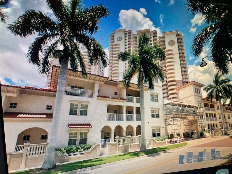 Building Photo - 2110 W First St