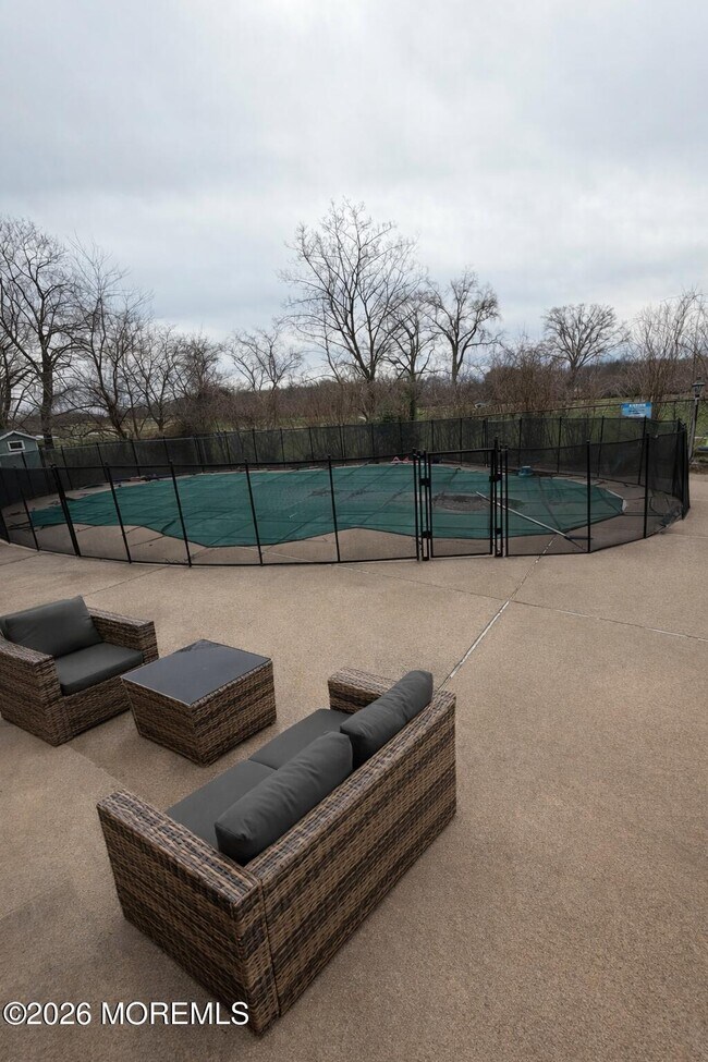 Building Photo - 41 Dwight Dr